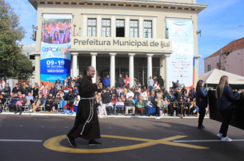 Foto - Desfile Cívico-Militar de Ijuí 2025