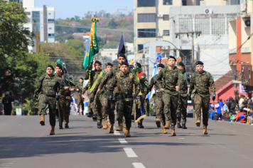 Foto - Desfile Cívico-Militar de Ijuí 2025
