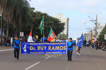 Foto - Desfile Cívico-Militar de Ijuí 2025