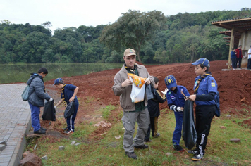 Foto - Ação escoteiros - Parque da Pedreira