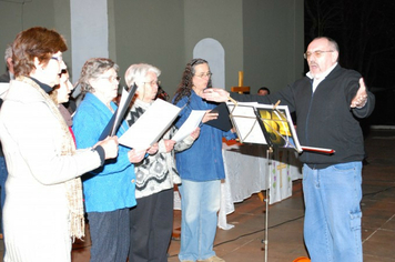 Foto - Caminha Pela Vida reúne mais de 300 pessoas na Praça