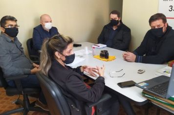 Reunidos pelo consumidor!