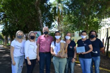 Smed encerra ano letivo com Drive Thru para escolas