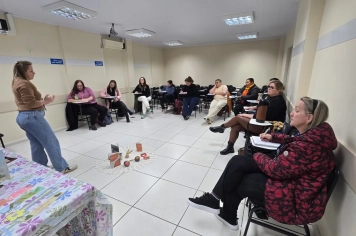 Professoras do programa Musicalizando Para a Vida participam de formação continuada