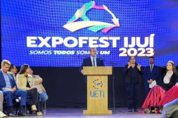 Poder Executivo participa da abertura oficial da Expofest