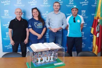 Poder Executivo discute renovação de contrato com Clube de Corredores de Ijuí