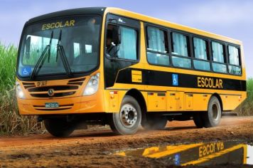 De ônibus pra Escola!