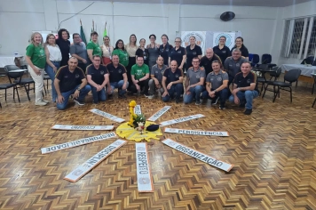 Escolas cívico-militares de Ijuí apresentam práticas e resultados em seminário