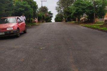 Entrega de asfalto à comunidade do bairro Alvorada 