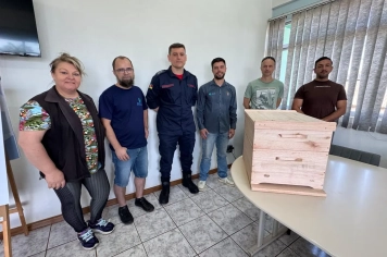 Projeto Municipal de Resgate e Proteção de Abelhas