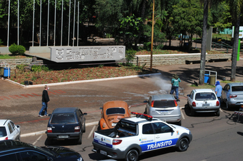 Entorno da Praça da República é sanitizado