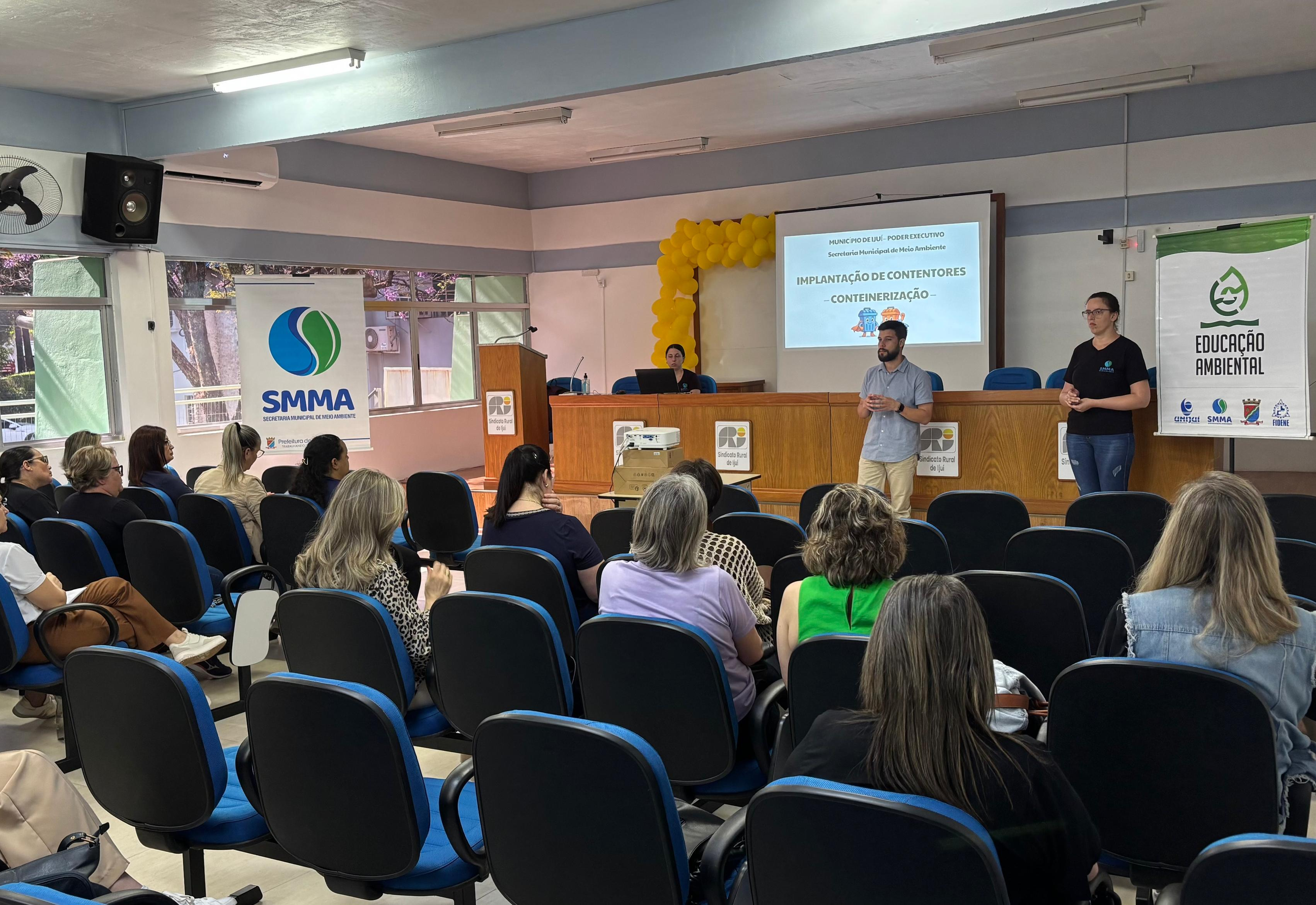 Escolas municipais receberão contêineres para descarte de resíduos