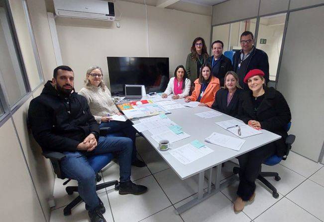 Comissão avaliadora escolhe trabalhos do Prêmio MPT na Escola etapa local