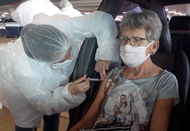 Ijuí recebe vacinas para idosos entre 70 e 72 anos