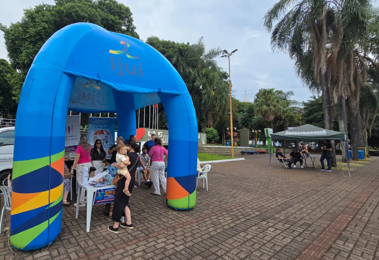 Ações Sociais e Ambientais foram realizadas na Praça da República