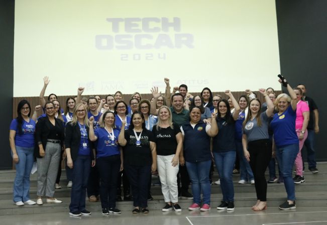 Ijuí realiza formação de 600 alunos no LetProg