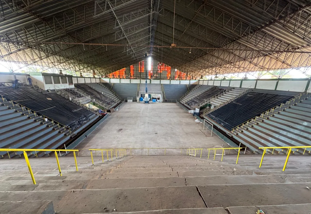 Reformas avançam no Ginasião