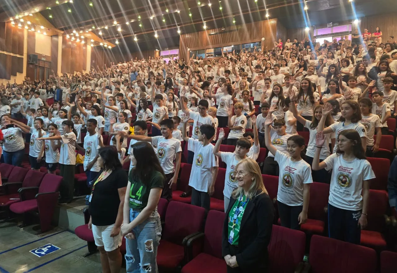 Mais de mil estudantes participam da formatura do Proerd em Ijuí