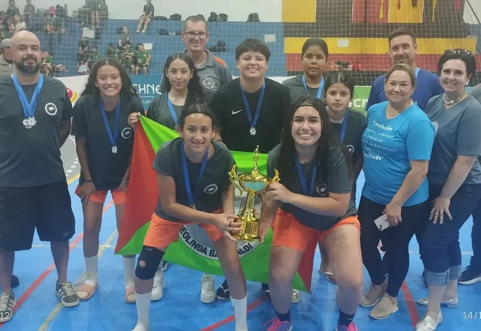 Escolas municipais participam da 1ª Olimpíada das Escolas Cívico-Militares da Região Noroeste