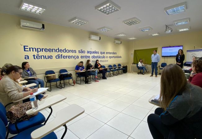 Para combater a evasão escolar!