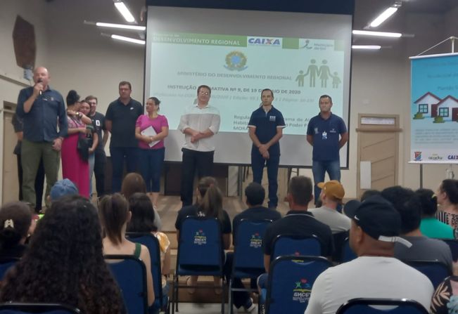 Habitação realiza primeira reunião com as 103 famílias do Programa Pró-Moradia