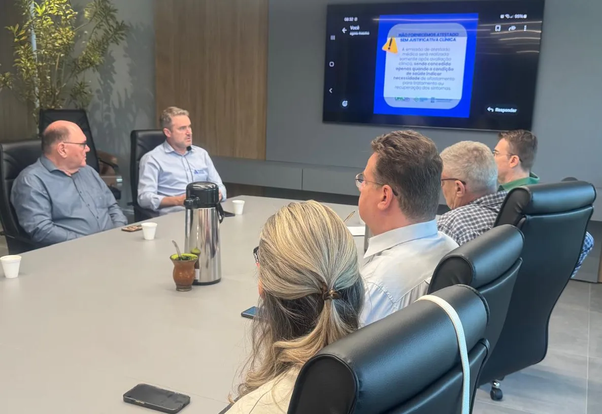 Andrei Cossetin participa do Café com Prefeito