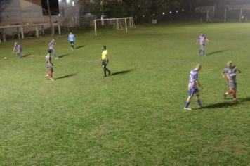 Amador chega às semifinais