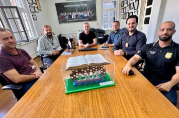 Prefeito Cossetin se reúne com Polícia Civil