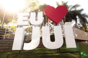 Ijuí lança novos materiais de promoção turística durante a EXPOFEST