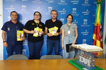 Prefeito Cossetin recebe coordenação da Uniasselvi