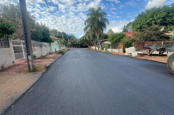 Bairro Ferroviário recebe obra de asfaltamento