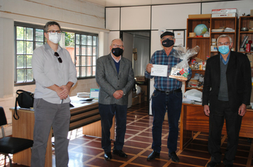 Prefeito Valdir Heck realiza visita para direção da Cremmilk