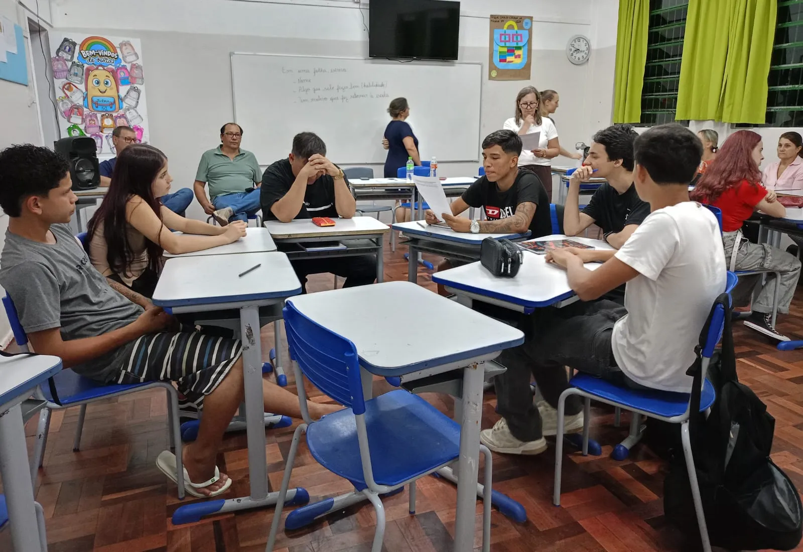 EMF Dr. Ruy Ramos tem vagas disponíveis para a EJA