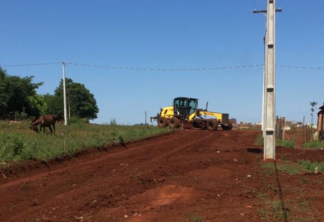 Habitação realiza nivelamento no Loteamento do Getúlio Vargas