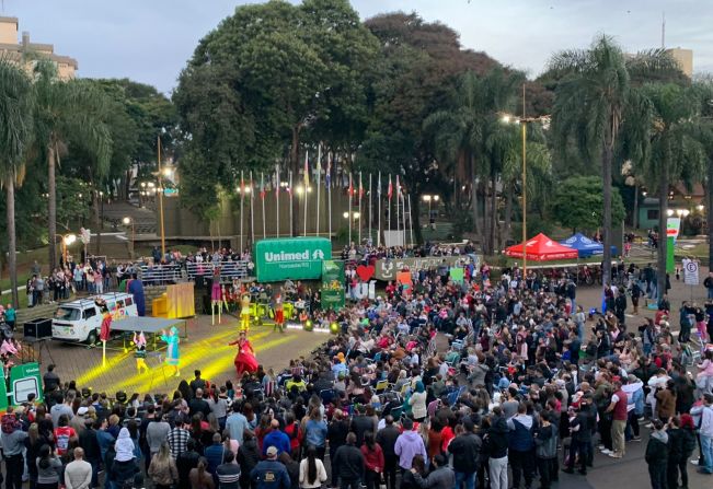 Tholl na Praça!