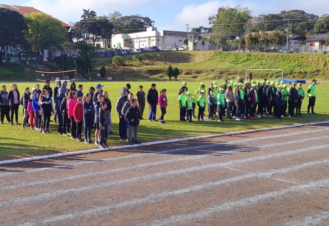 Atletismo no Poliesportivo!