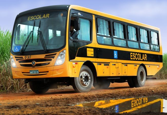De ônibus pra Escola!