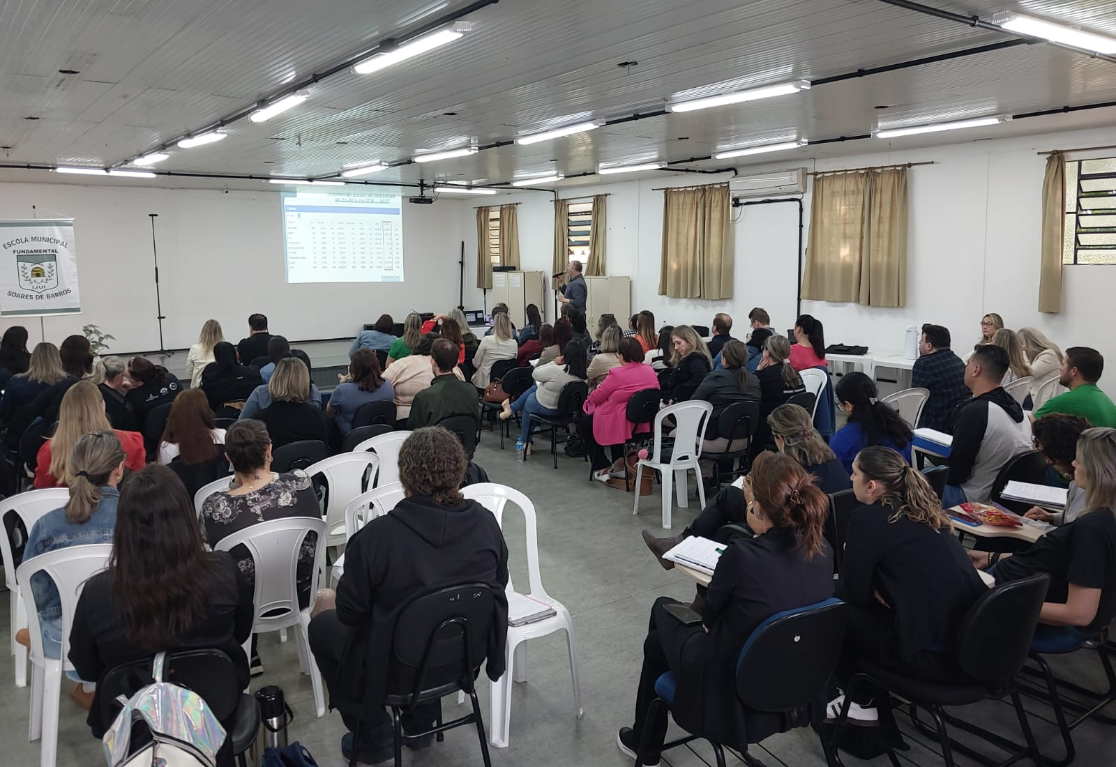 Diretores da rede municipal participam de palestra sobre ICMS e educação