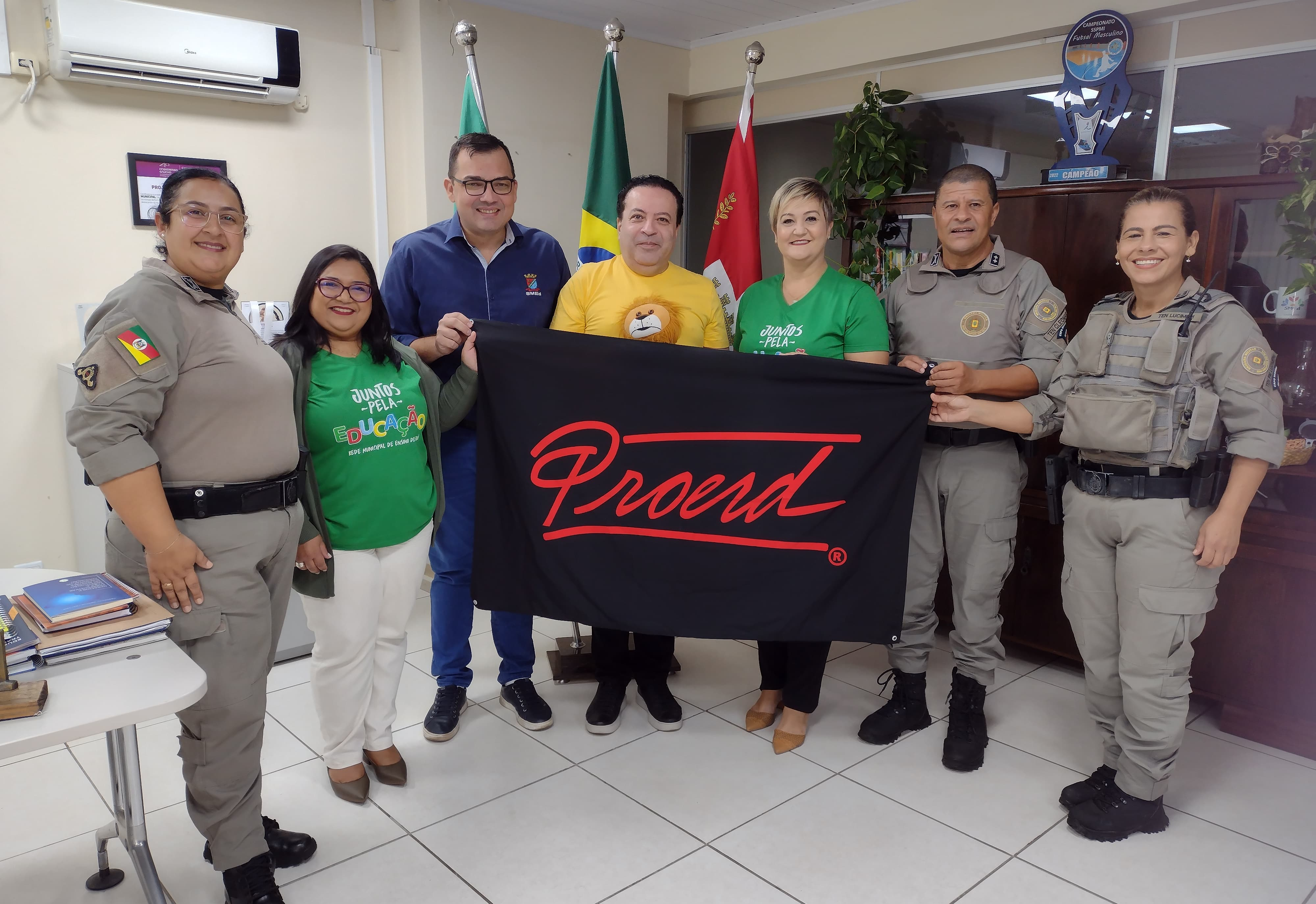 SMED alinha ações do PROERD nas escolas municipais