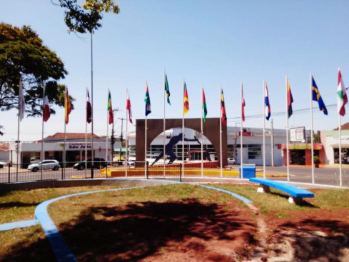 Aniversário do município é homenageado na manhã desta segunda-feira