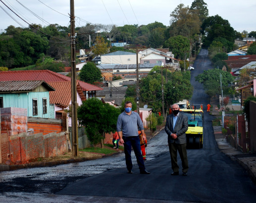 Mais uma obra de asfalto é concluída