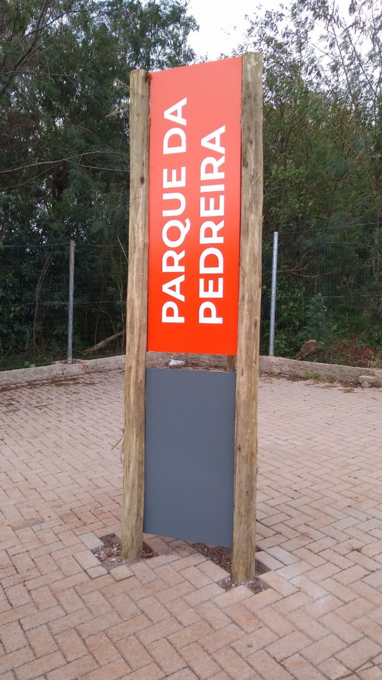 Sinalização do Parque da Pedreira é instalada