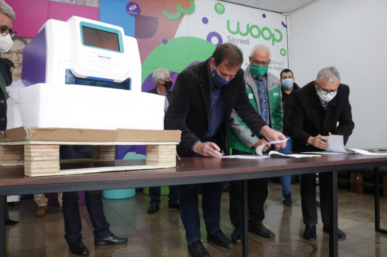 Unijuí recebe equipamento do CISA para mais testes rápidos da Covid-19